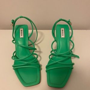 Stradivarius scrappy healed sandal with squared toe in green Size US 8